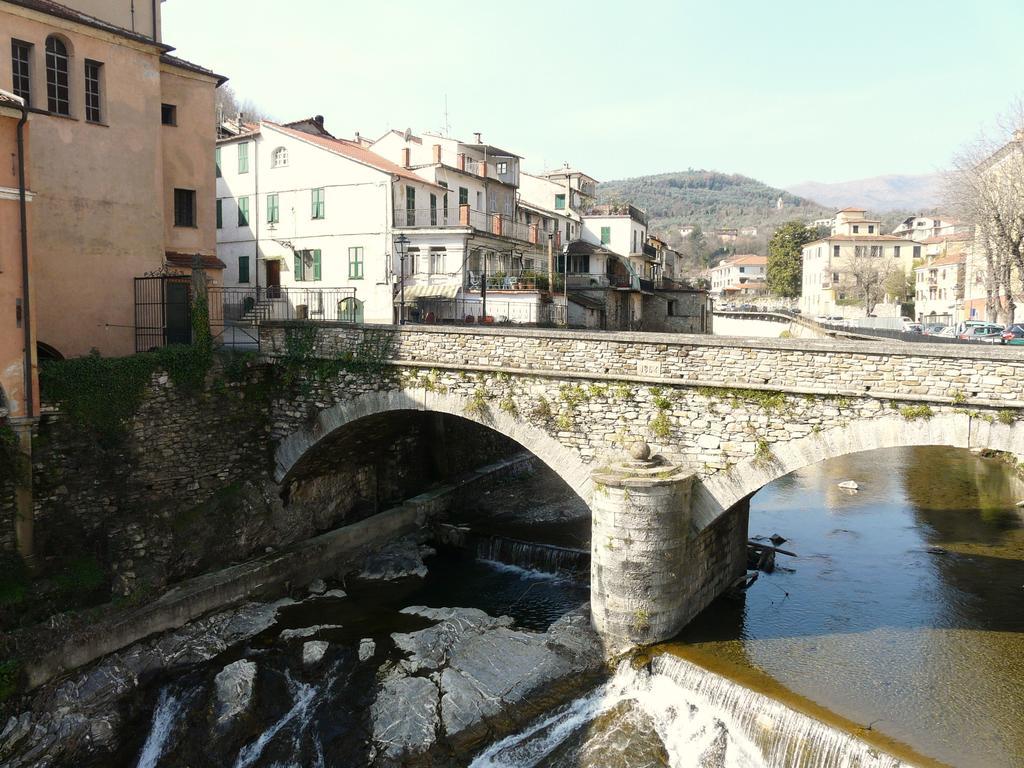 Il Cuore Del Borgo - Holiday Home Borgomaro Экстерьер фото